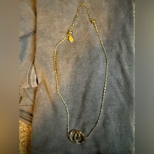 Chic Gold Necklace with rhinestone Accents